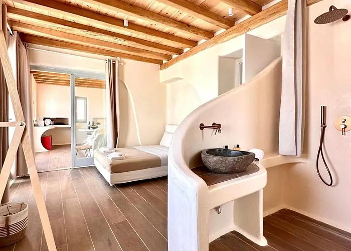 Aegean Lighthouse Willa