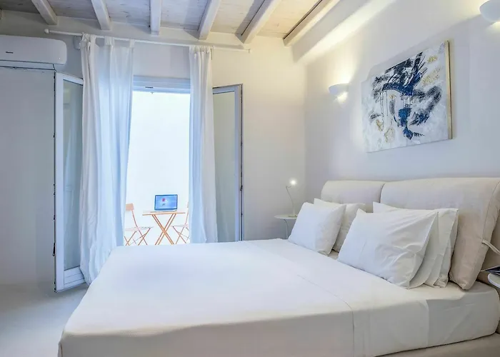 Willa Aegean Lighthouse