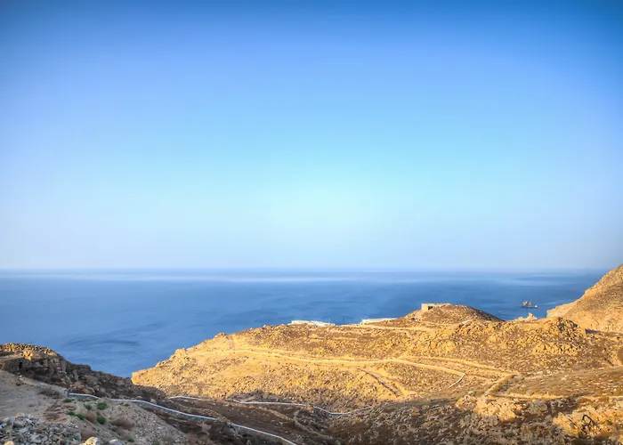 Aegean Lighthouse Willa